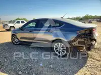 2017 Ford FUSION фото
