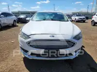 2017 Ford FUSION фото