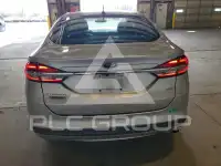 2017 Ford FUSION фото
