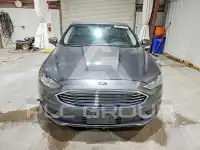 2017 Ford FUSION фото