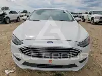 2017 Ford FUSION фото