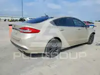 2017 Ford FUSION фото