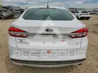 2017 Ford FUSION фото
