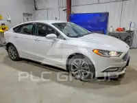 2017 Ford FUSION фото