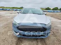2017 Ford FUSION фото