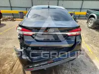 2017 Ford FUSION фото