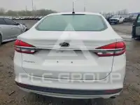 2017 Ford FUSION фото