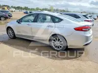 2017 Ford FUSION фото