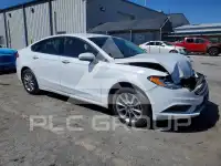 2017 Ford FUSION фото
