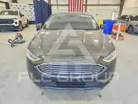 2017 Ford FUSION photo