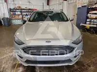 2017 Ford FUSION фото