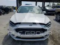 2017 Ford FUSION фото