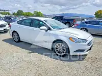 2017 Ford FUSION фото