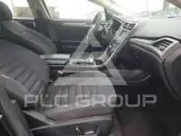 2017 Ford FUSION фото