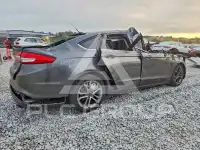 2017 Ford FUSION photo