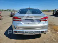 2017 Ford FUSION photo