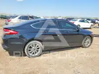 2017 Ford FUSION фото