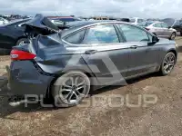 2017 Ford FUSION фото