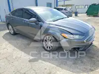 2017 Ford FUSION фото