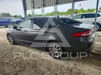 2017 Ford FUSION фото