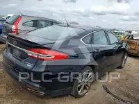 2017 Ford FUSION фото