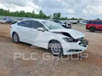 2017 Ford FUSION фото