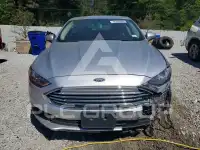 2017 Ford FUSION фото