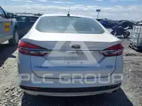 2017 Ford FUSION фото