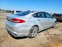 2017 Ford FUSION photo
