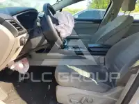 2017 Ford FUSION фото