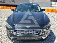 2017 Ford FUSION фото