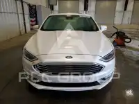 2017 Ford FUSION фото