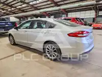 2017 Ford FUSION фото