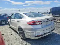 2017 Ford FUSION фото