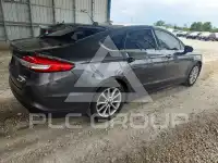2017 Ford FUSION фото