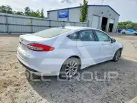 2017 Ford FUSION photo