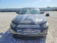 2017 Ford TAURUS фото