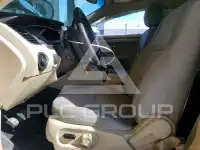 2017 Ford TAURUS фото