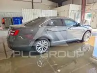 2017 Ford TAURUS фото