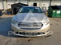 2017 Ford TAURUS фото