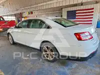2017 Ford TAURUS photo