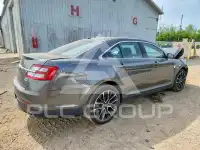 2017 Ford TAURUS фото