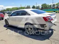 2017 Ford TAURUS фото