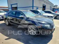 2017 Ford TAURUS фото