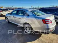 2017 Ford TAURUS фото