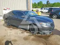 2017 Ford TAURUS фото