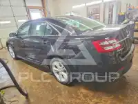 2017 Ford TAURUS photo