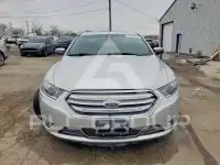 2017 Ford TAURUS photo