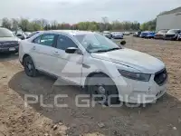 2017 Ford TAURUS photo