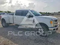 2017 Ford F-350 photo